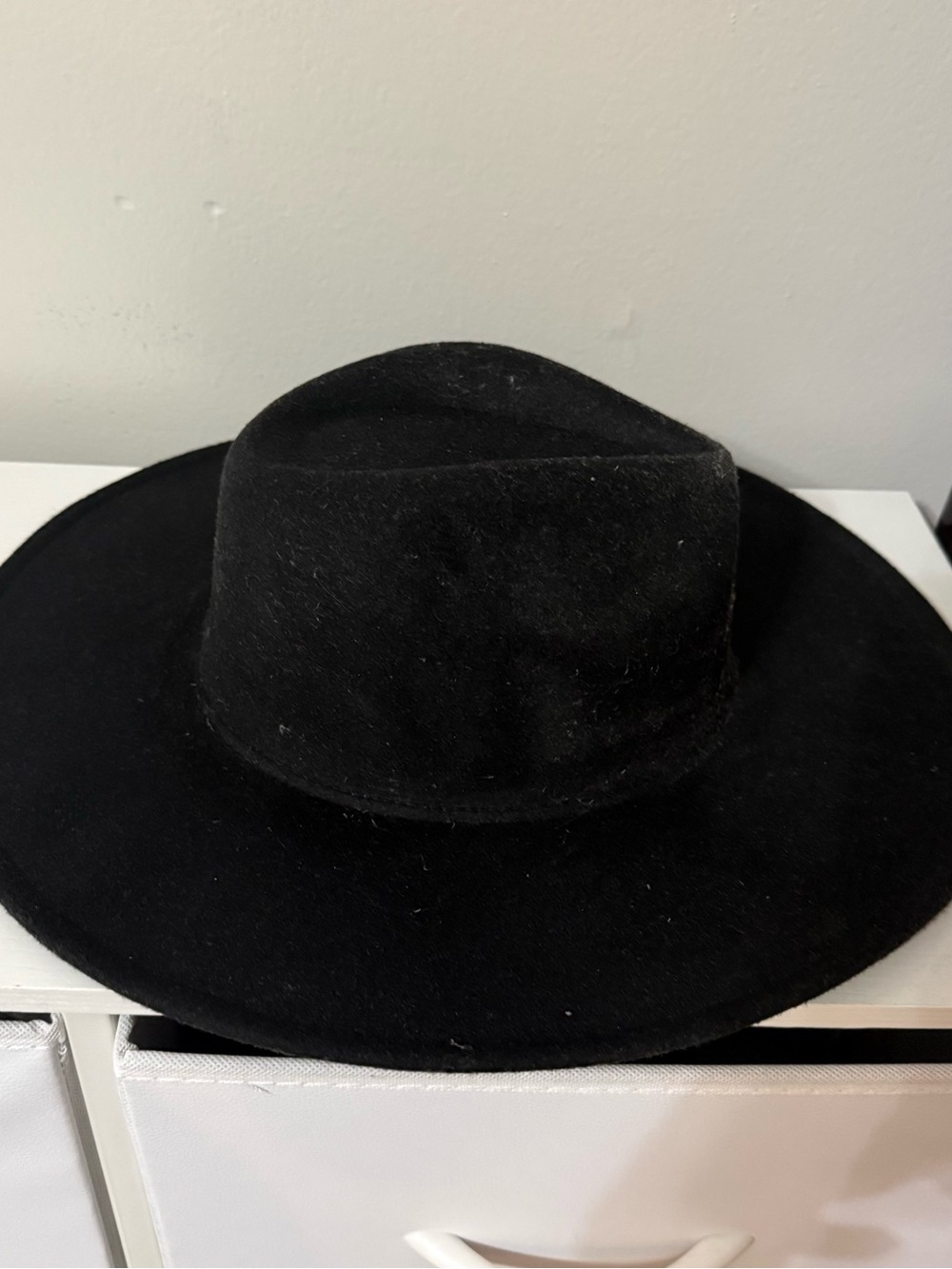 Classic Black Wide-Brim womens Fedora Hat